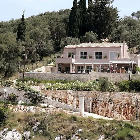 Villa Sea Front House In Kassiopi