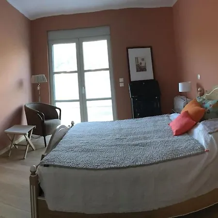 Sea Front House In וילה קאסיופי