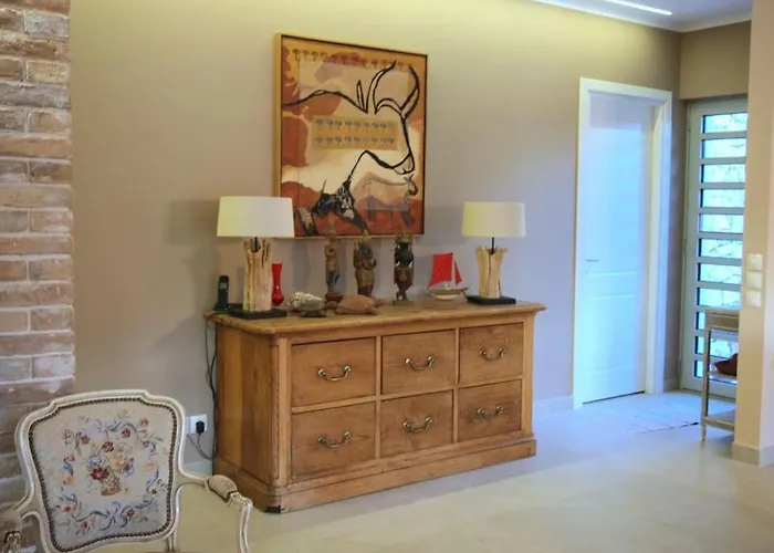 Sea Front House In Villa Kassiopi
