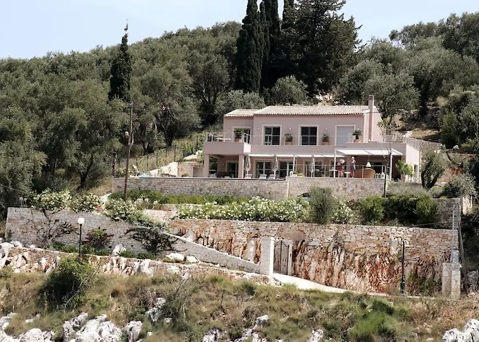 Villa Sea Front House In Kassiopi