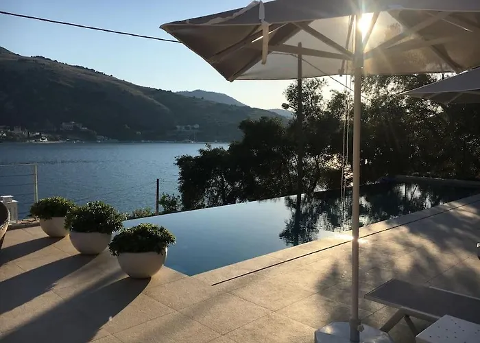 Villa Sea Front House In Kassiopi