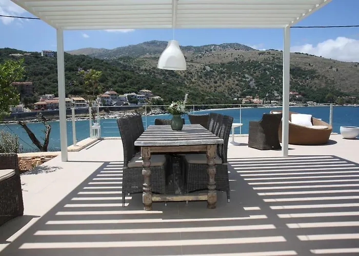 Sea Front House In * Kassiopi